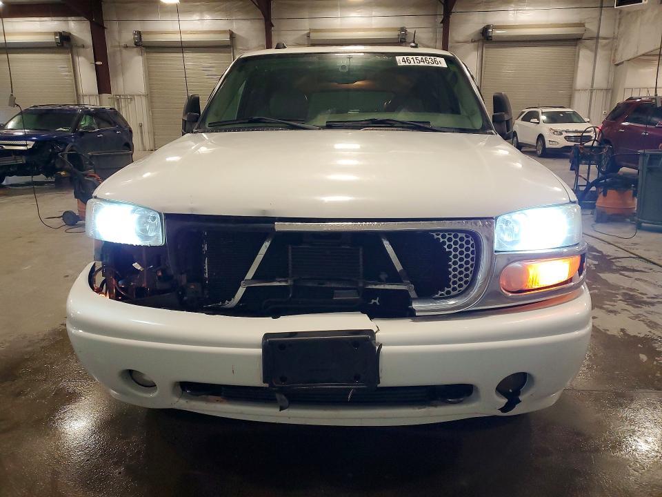 2004 GMC Yukon xl Denali
