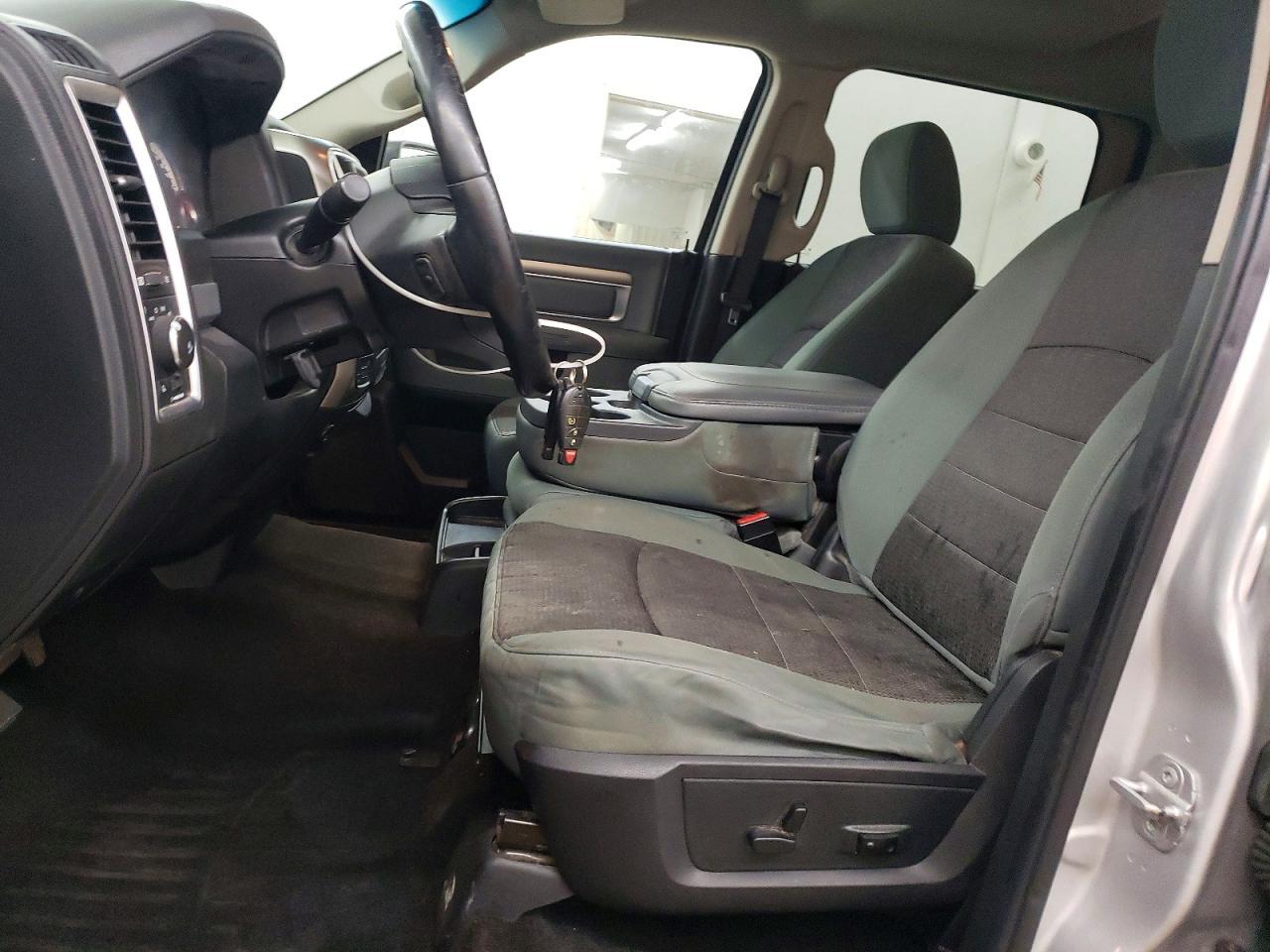 2014 Dodge RAM 1500 SLT