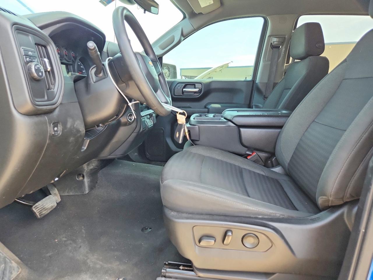 2022 Chevrolet Silverado C1500 Custom