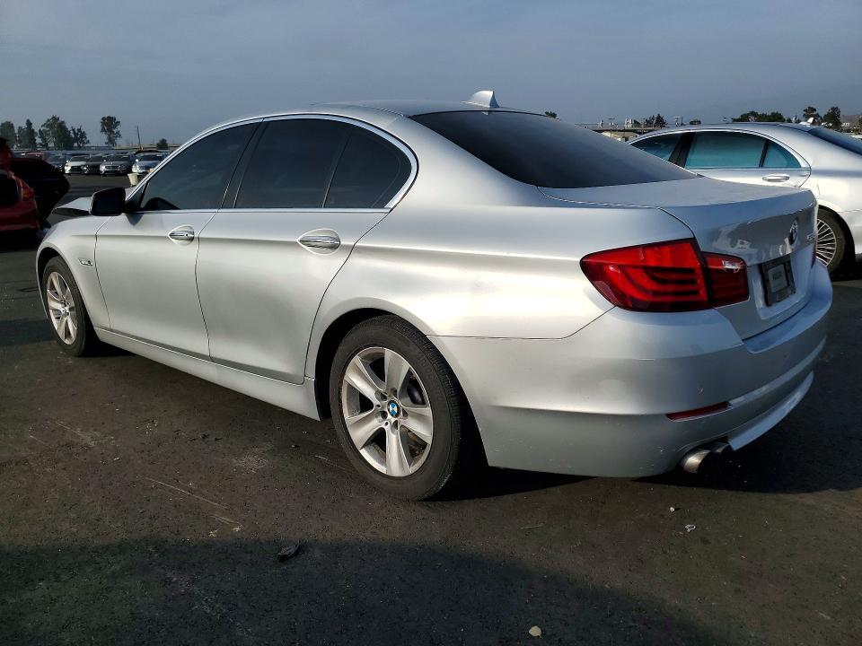 2012 BMW 528 i