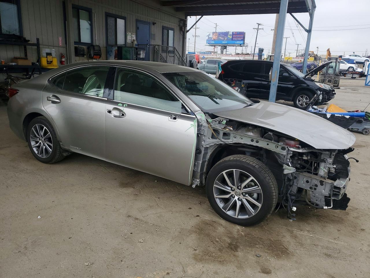 2017 Lexus Es 300h Base