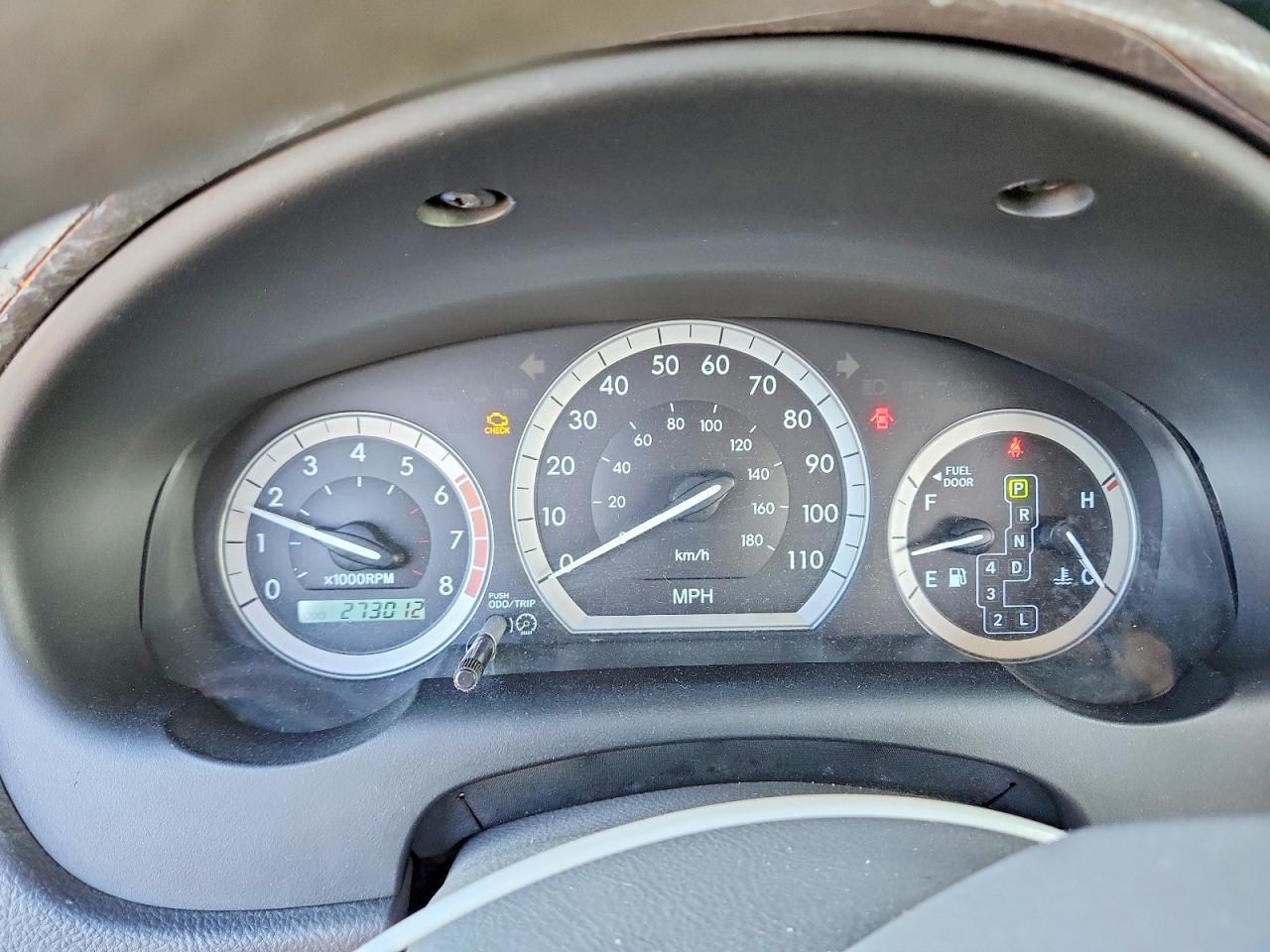 2004 Toyota Sienna le 7 Passenger