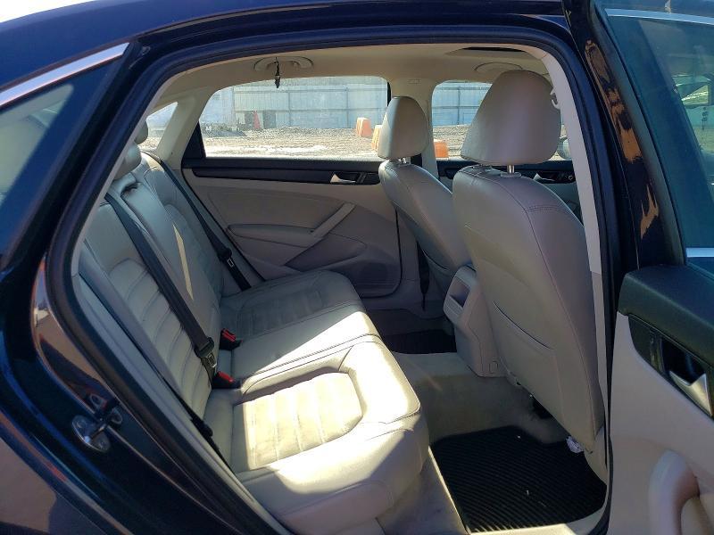 2012 Volkswagen Passat sel