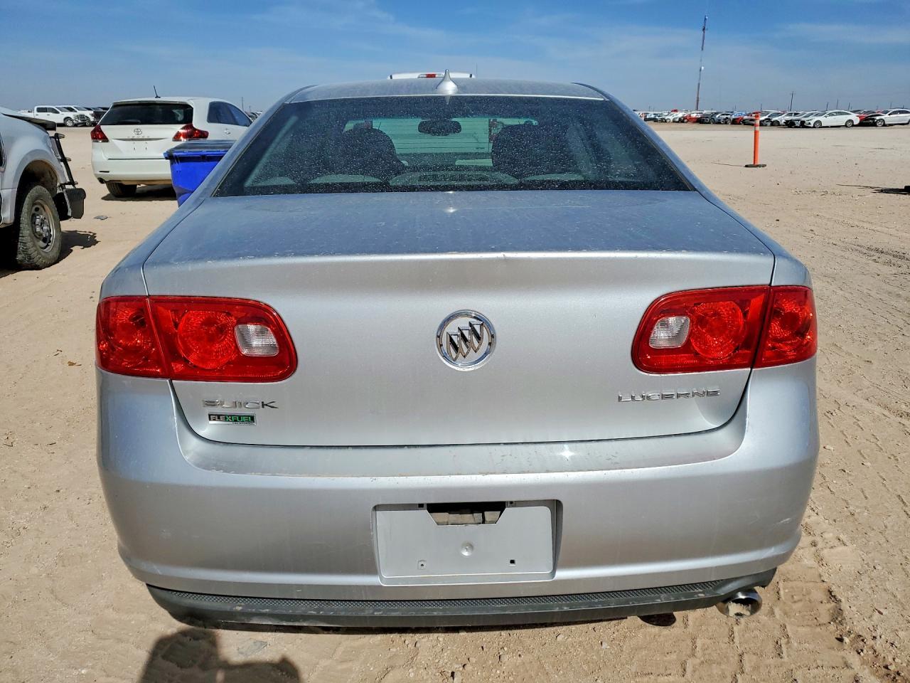 2011 Buick Lucerne cx