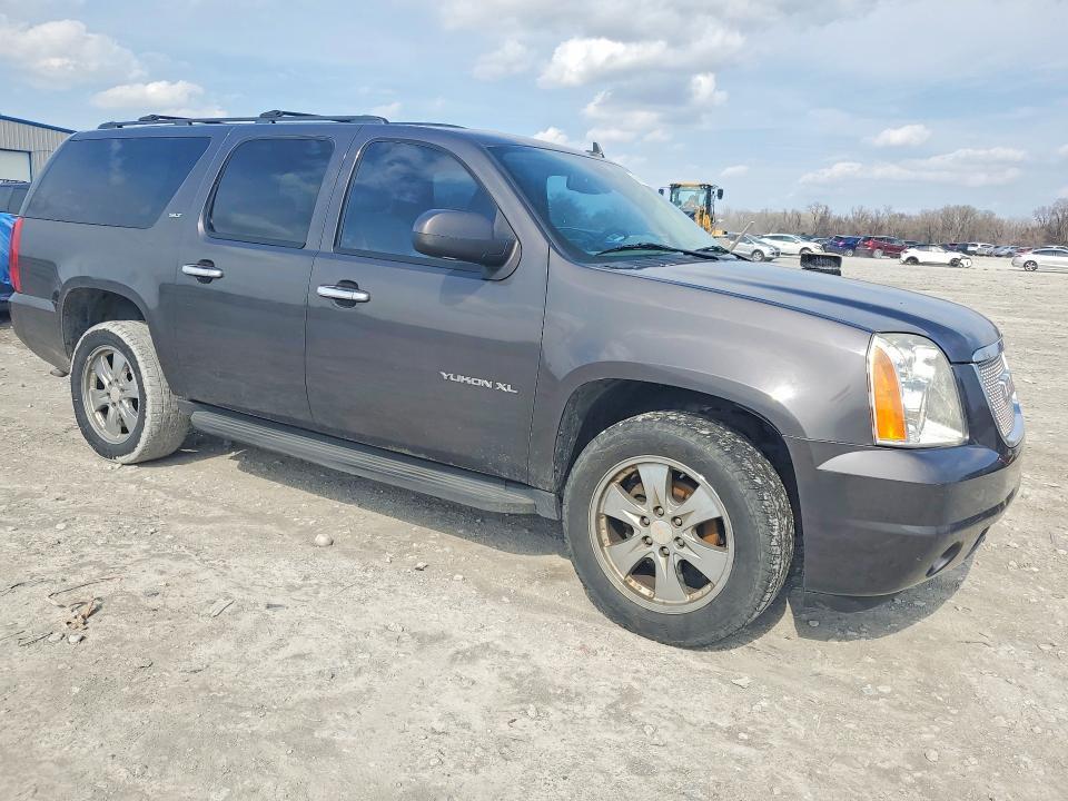 2010 GMC Yukon xl K1500 slt