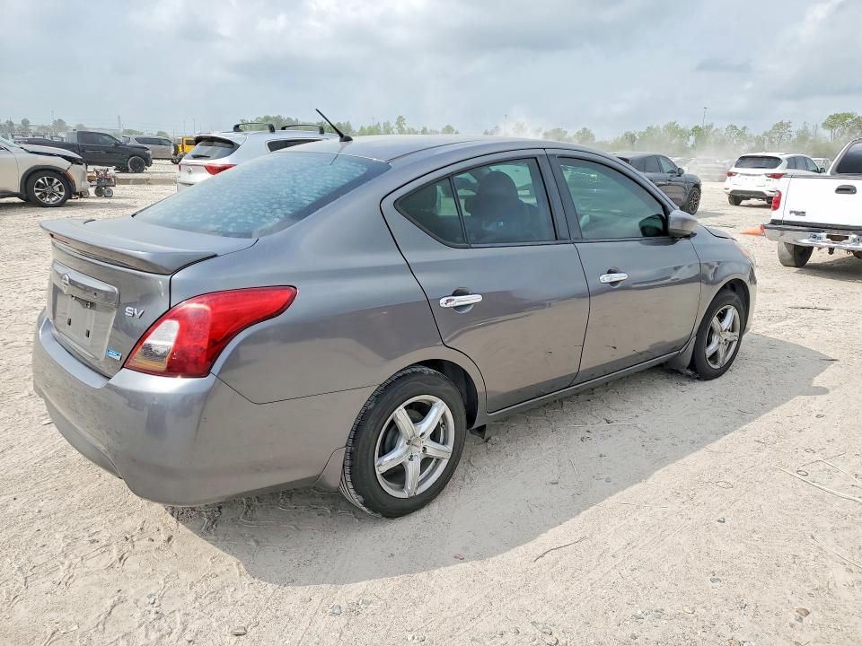 2016 Nissan Versa 1.6 sv