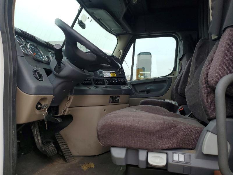 2017 Freigliner Cascadia 125