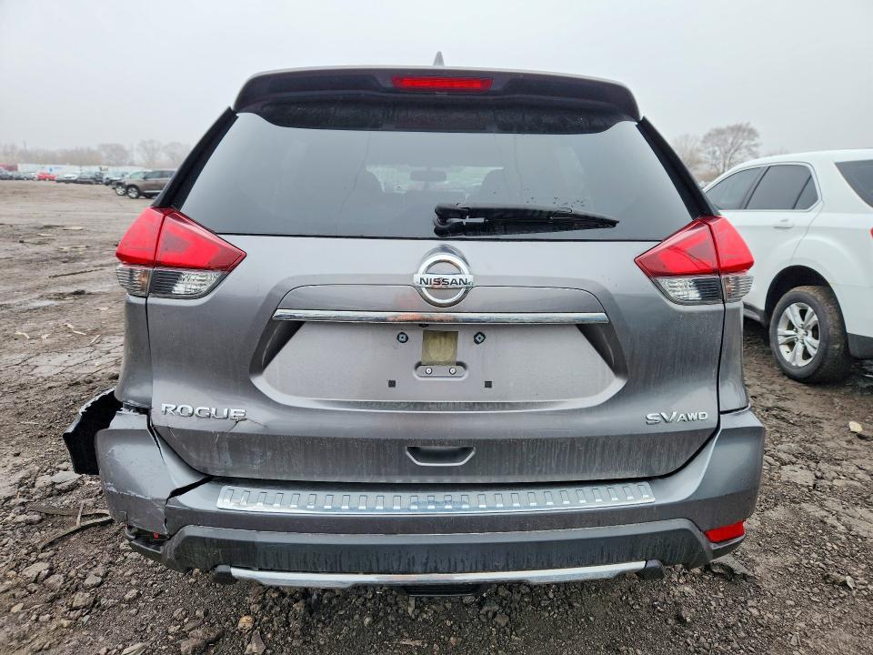 2017 Nissan Rogue sv