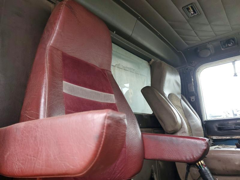 1996 International Paystar 5000SFA