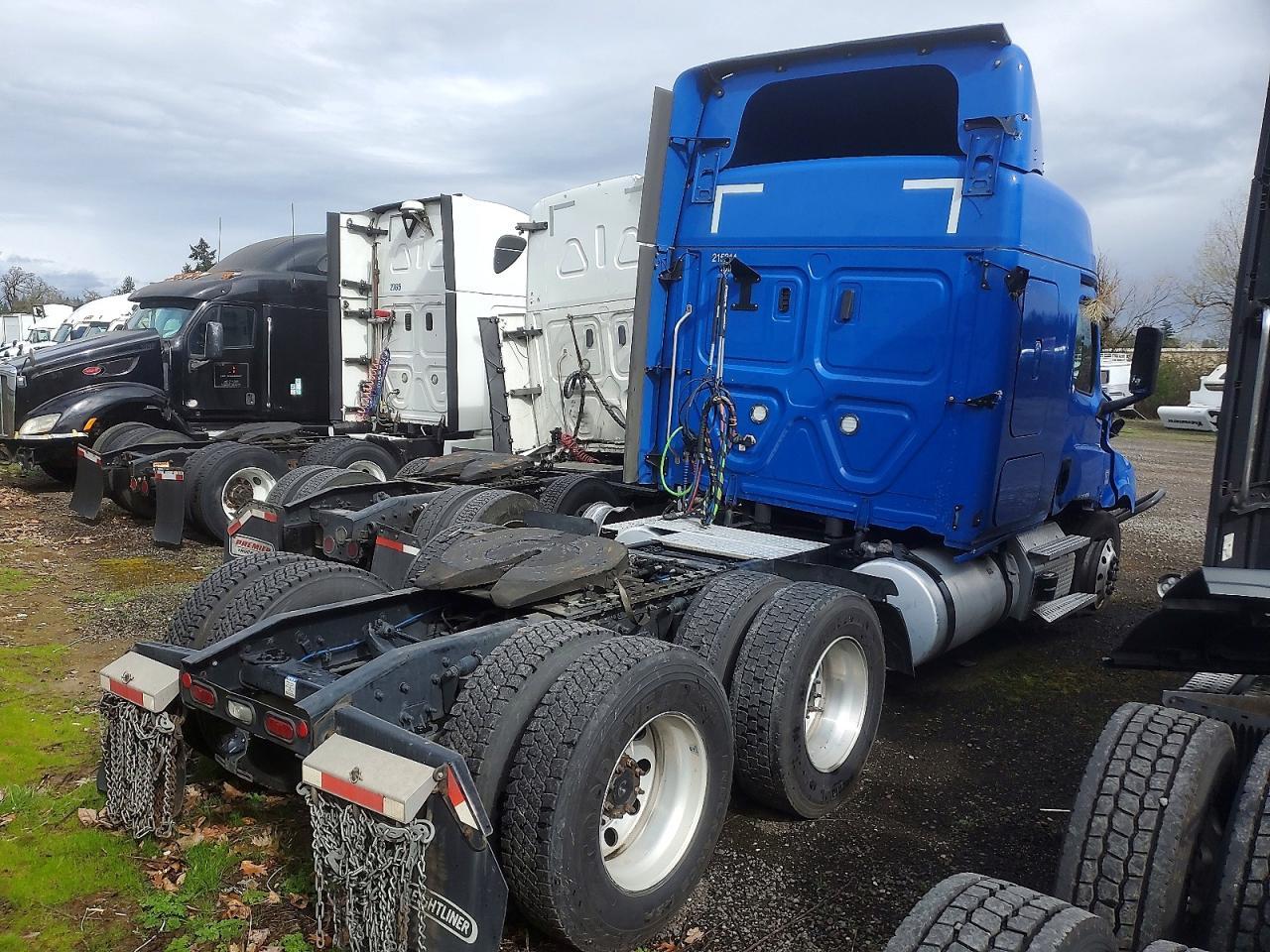 2024 Freigliner 2024 Freightliner Cascadia 126 Semi Truck