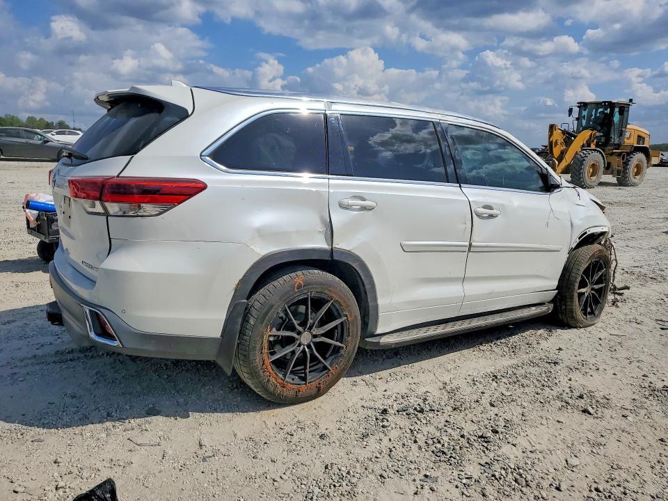 2018 Toyota Highlander Limited Platinum