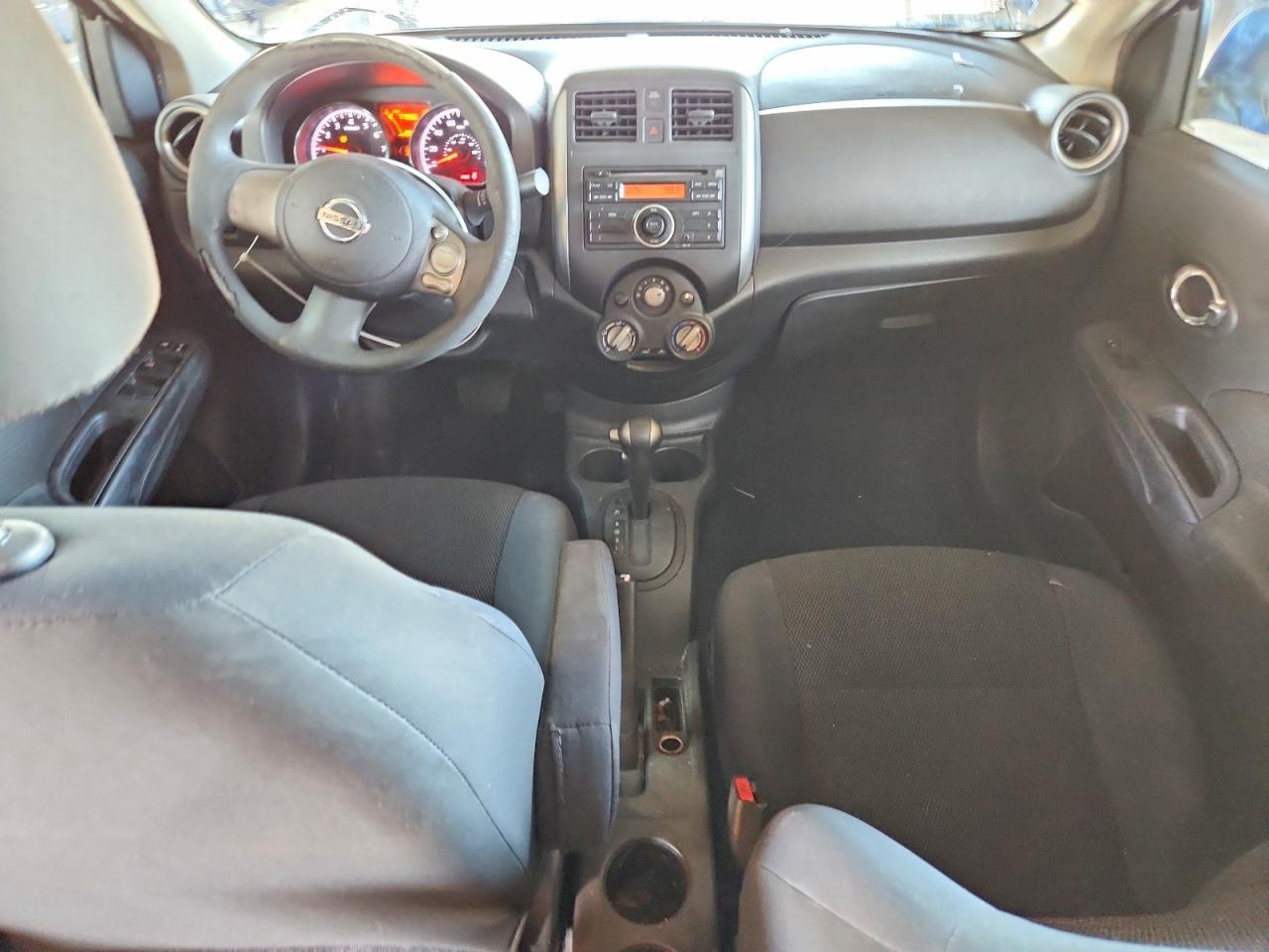 2013 Nissan Versa 1.6 s