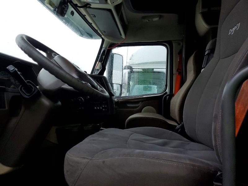 2018 Volvo VNL Semi Truck