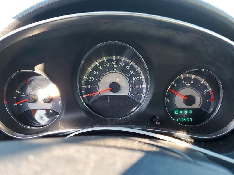 2011 Chrysler 200 lx