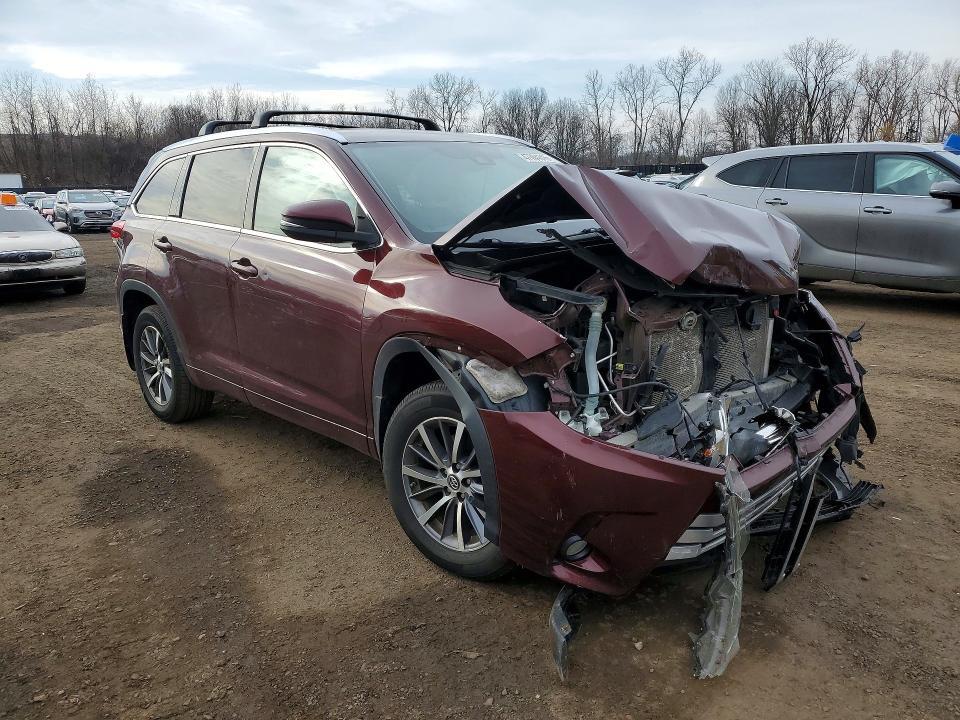 2018 Toyota Highlander xle
