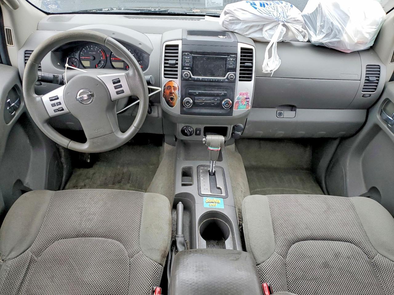 2015 Nissan Frontier SV