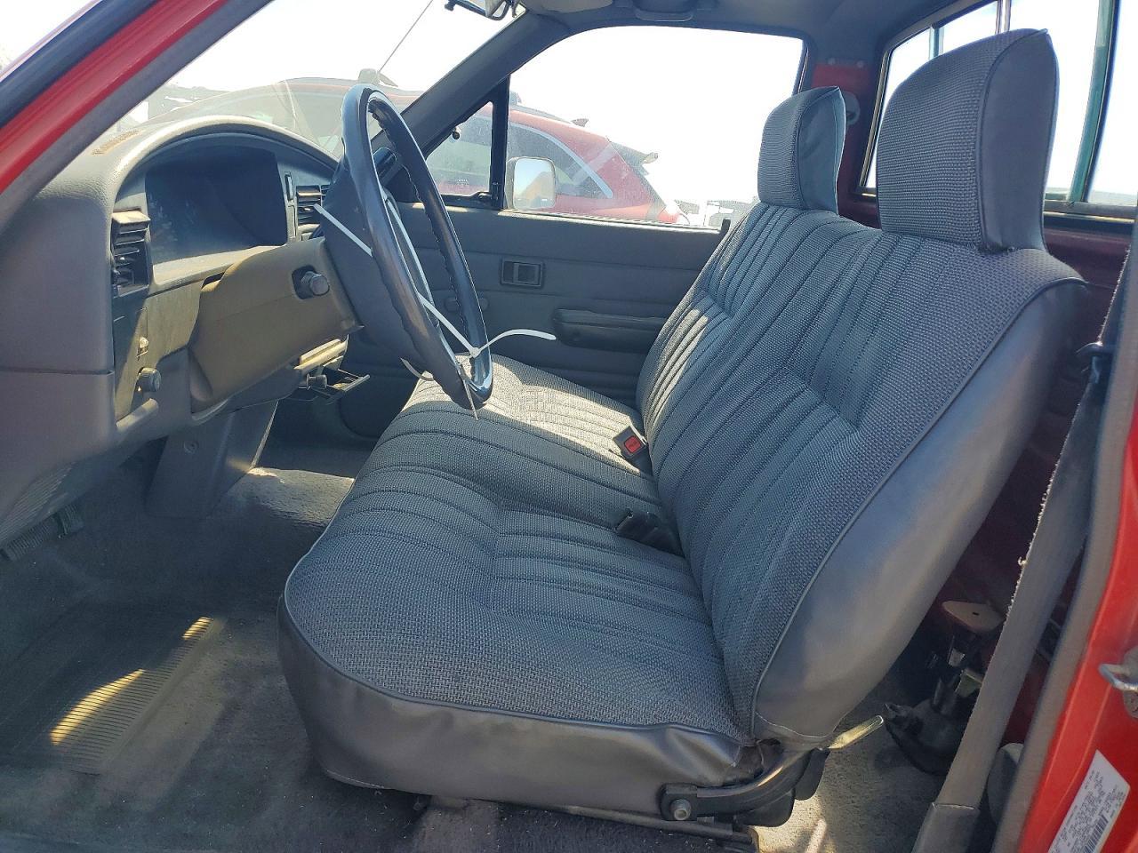 1991 Toyota Pickup Deluxe