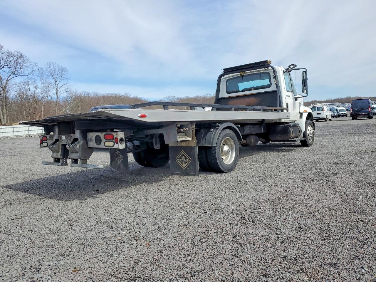 2009 International 4300 Rollback TOW Truck