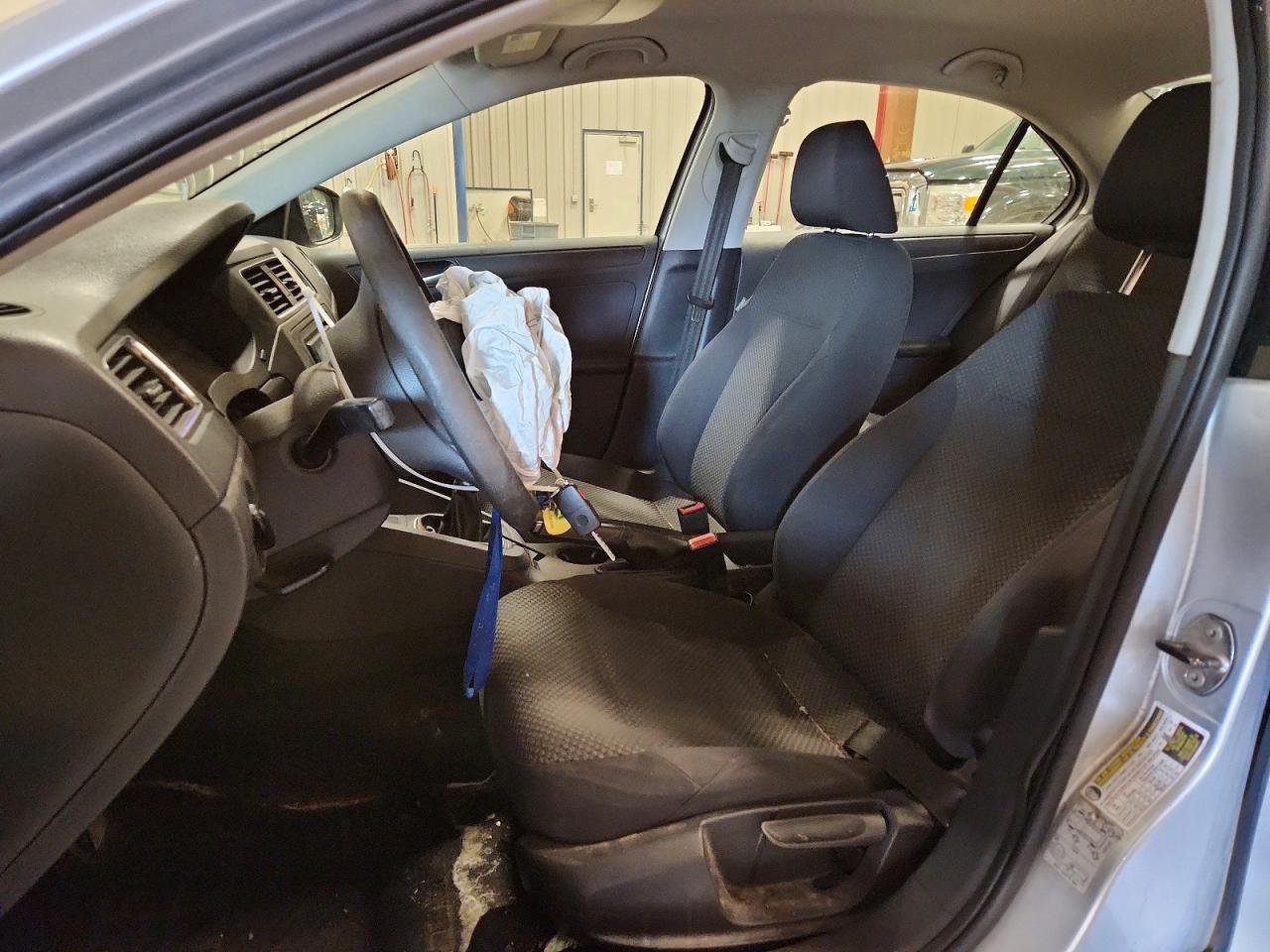 2013 Volkswagen Jetta Base