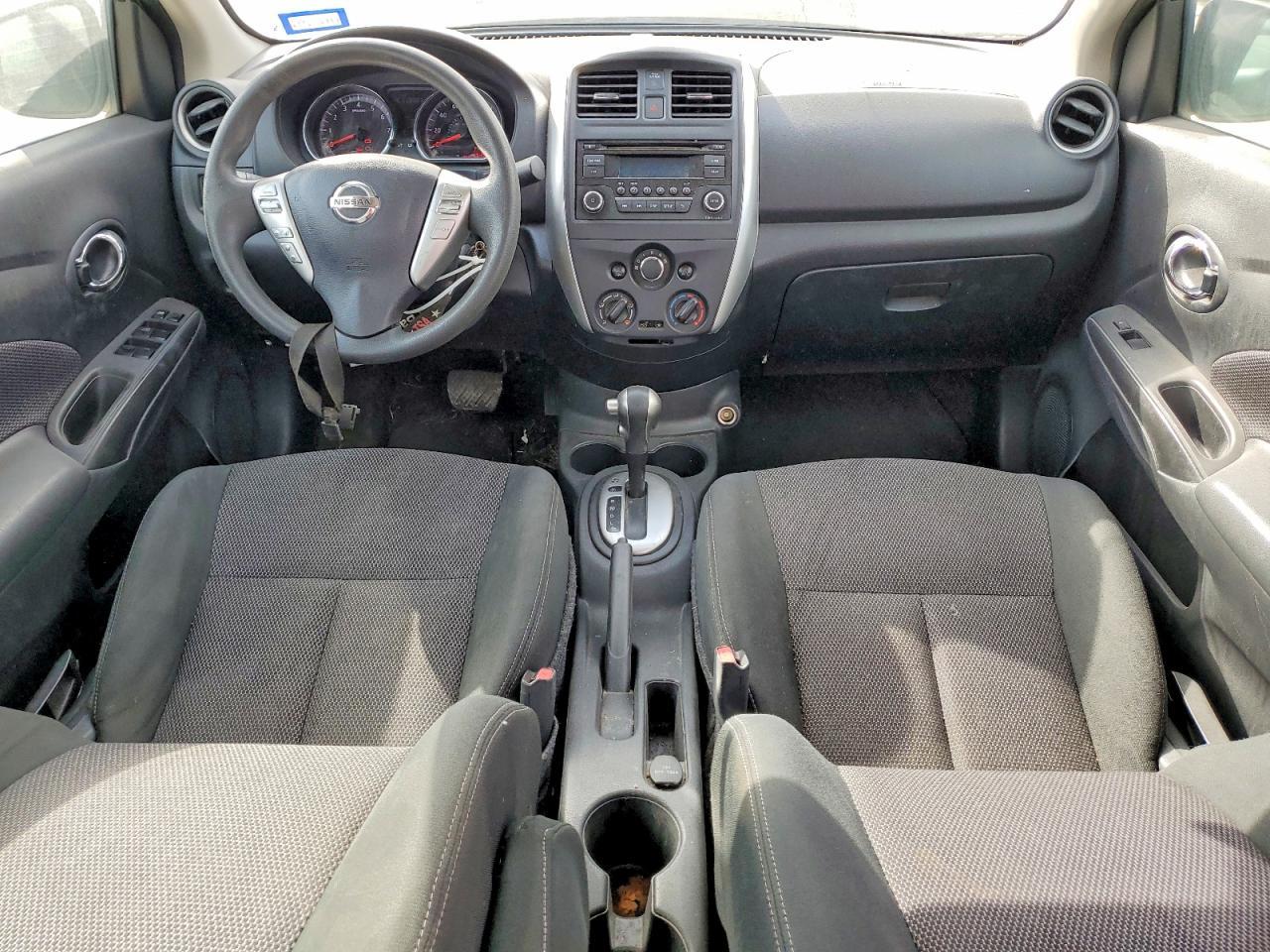 2017 Nissan Versa 1.6 sv