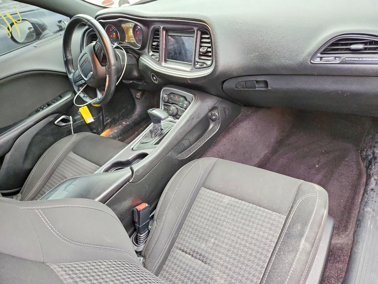 2018 Dodge Challenger r