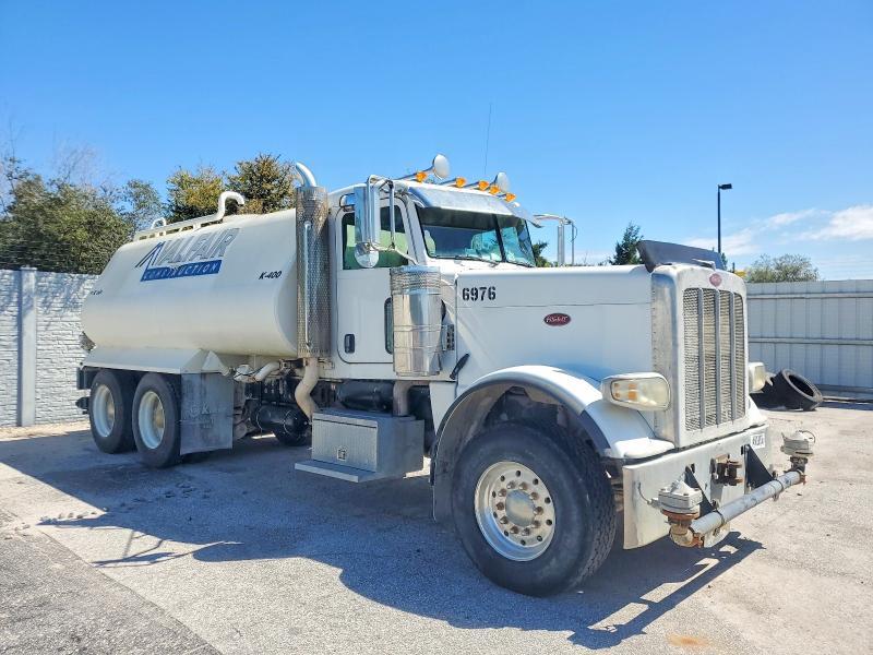 2009 Peterbilt 388 Water Truck