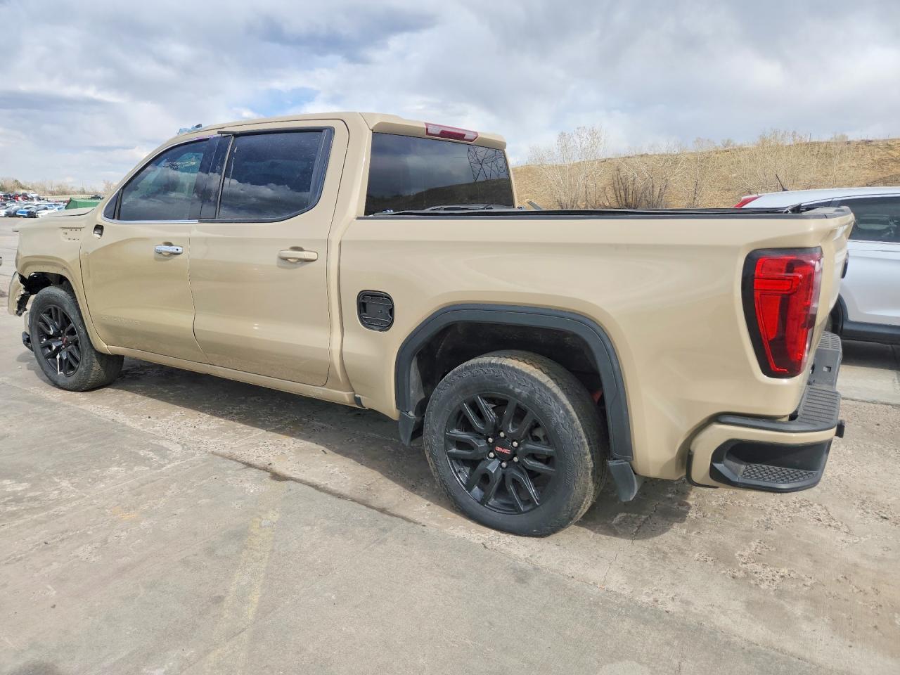 2022 GMC Sierra K1500 Elevation