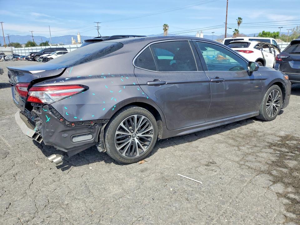 2018 Toyota Camry se