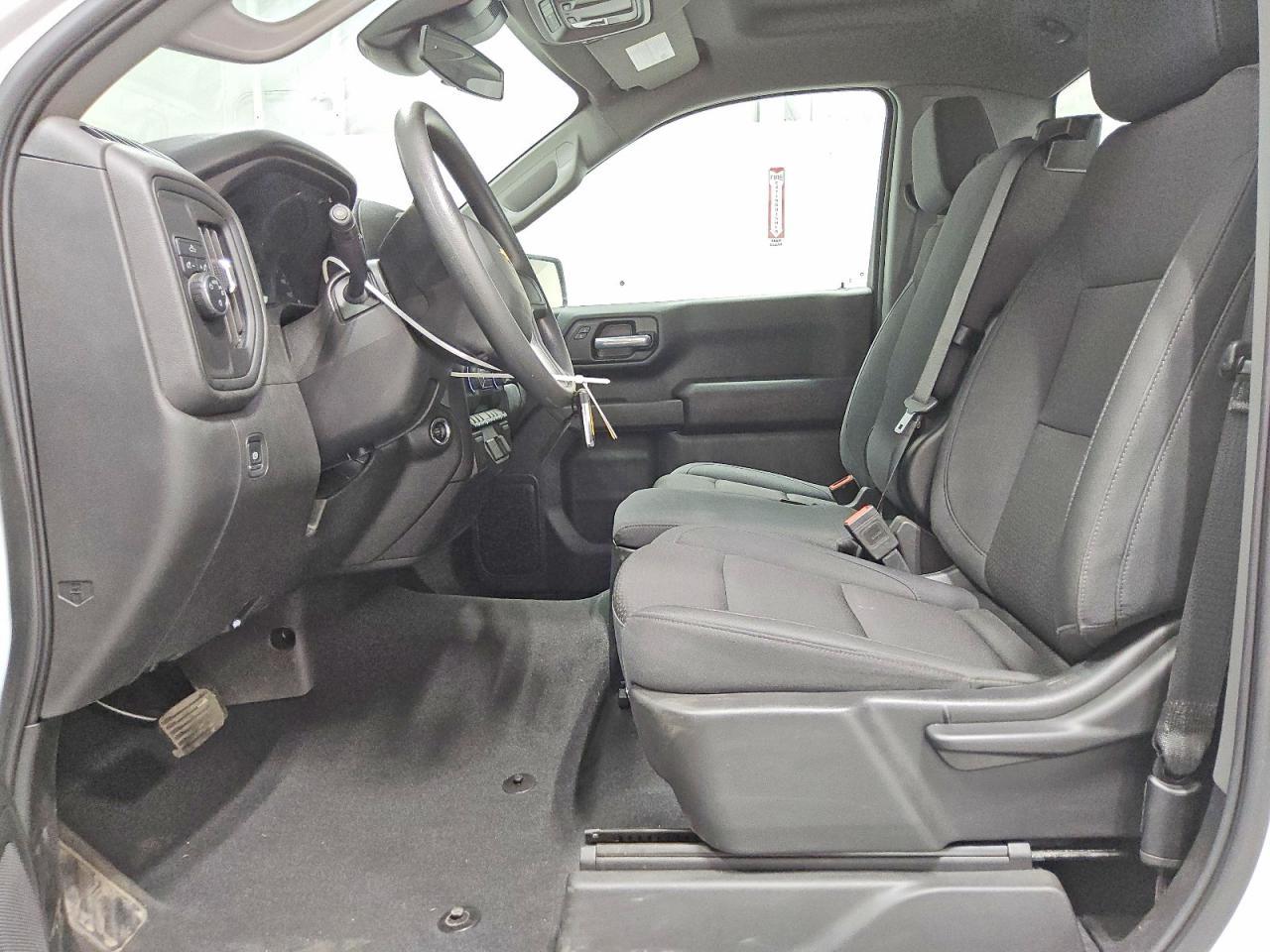 2025 Chevrolet Silverado C1500