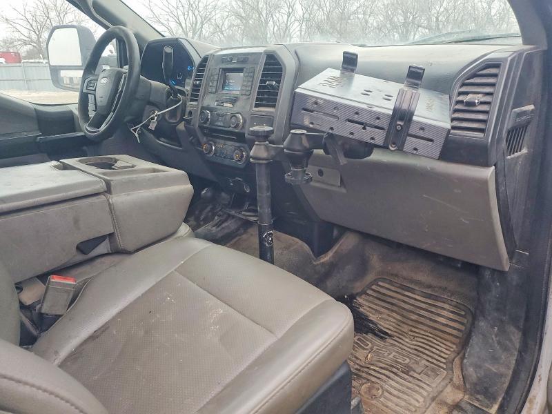 2017 Ford F550 Super Duty Utility / Service Truck