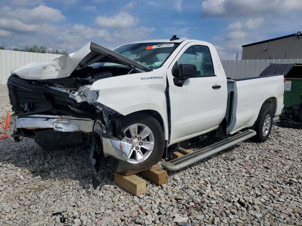 2025 Chevrolet Silverado C1500