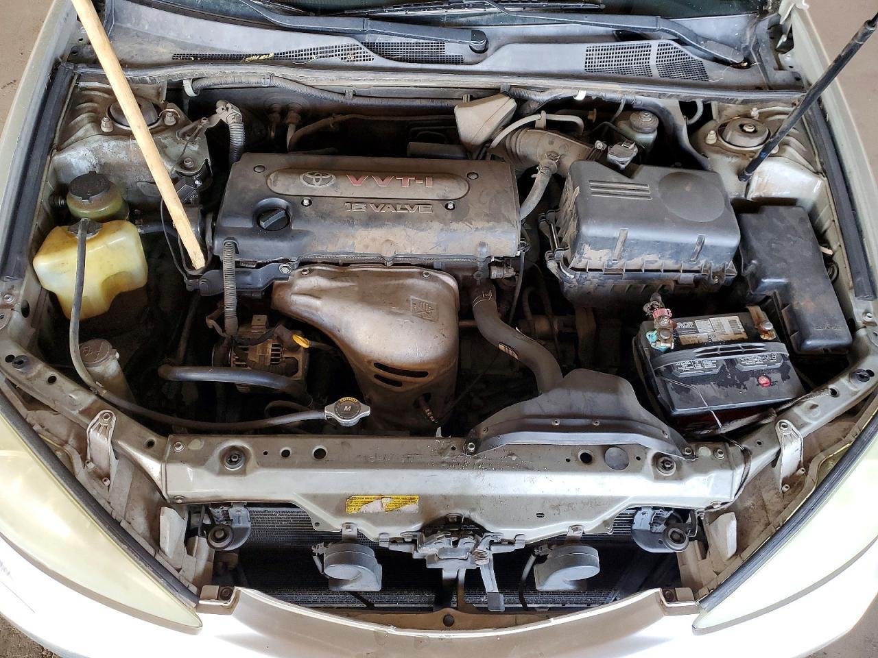 2003 Toyota Camry le
