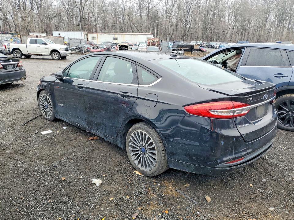 2018 Ford Fusion se Hybrid