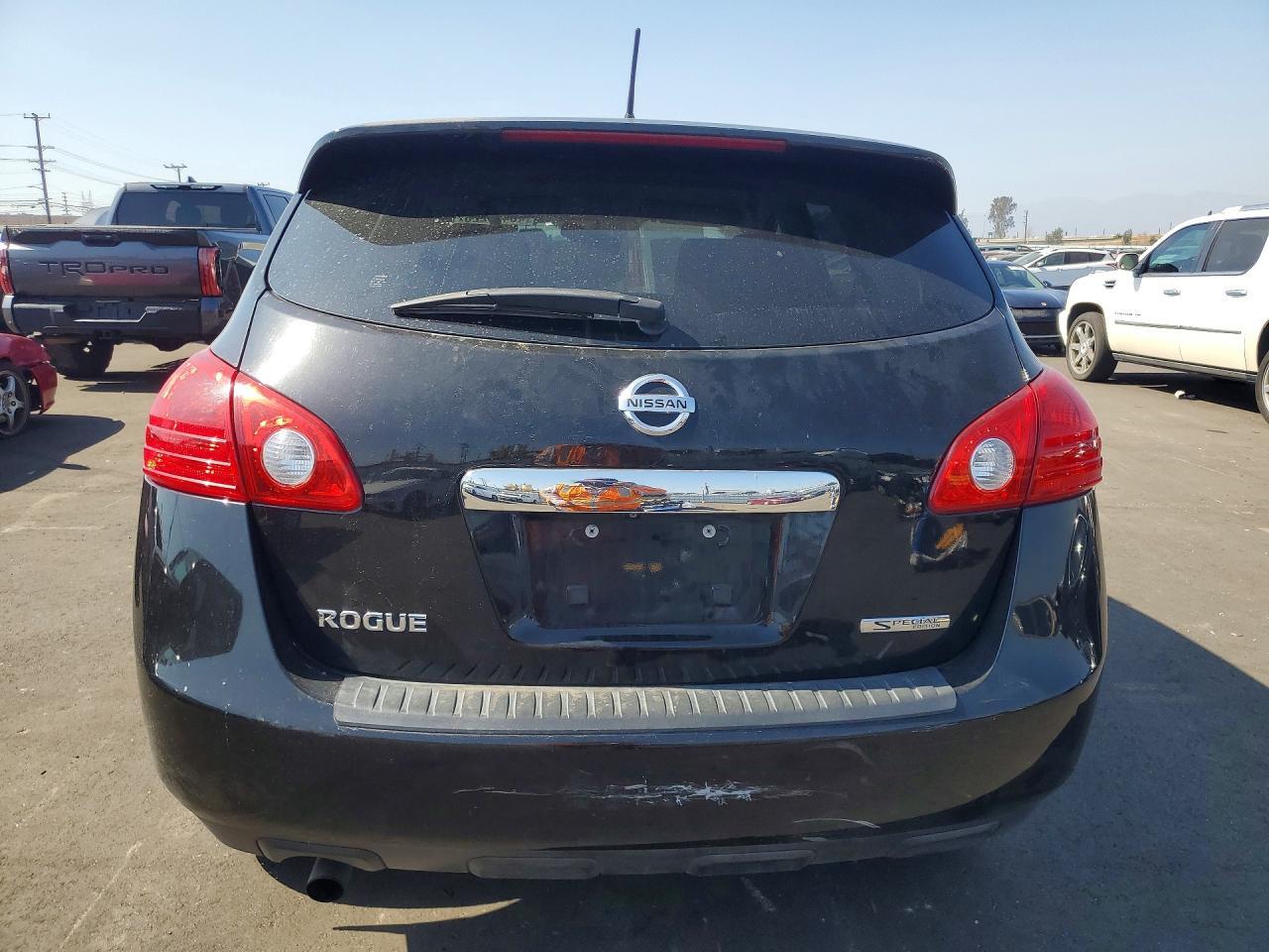 2012 Nissan Rogue s
