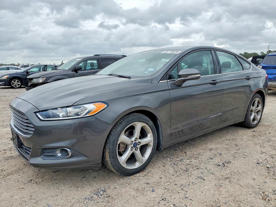 2015 Ford Fusion se