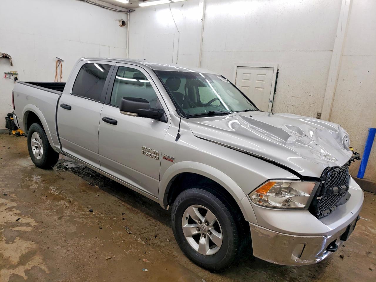 2014 Dodge RAM 1500 SLT