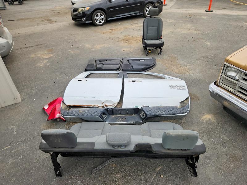 2021 Dodge RAM 1500 Classic SLT