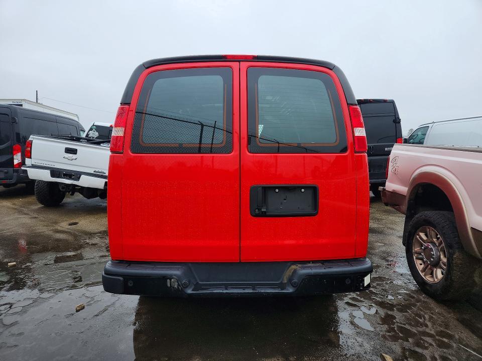 2023 Chevrolet Express G2500