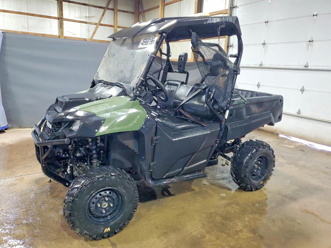 2019 Honda SXS700 M2