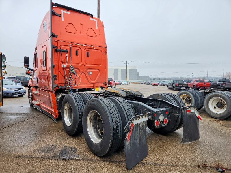 2022 Freigliner 2022 Freightliner Cascadia 126 Semi Truck