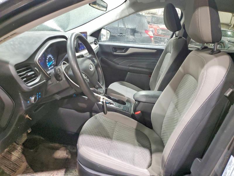 2022 Ford Escape se hev