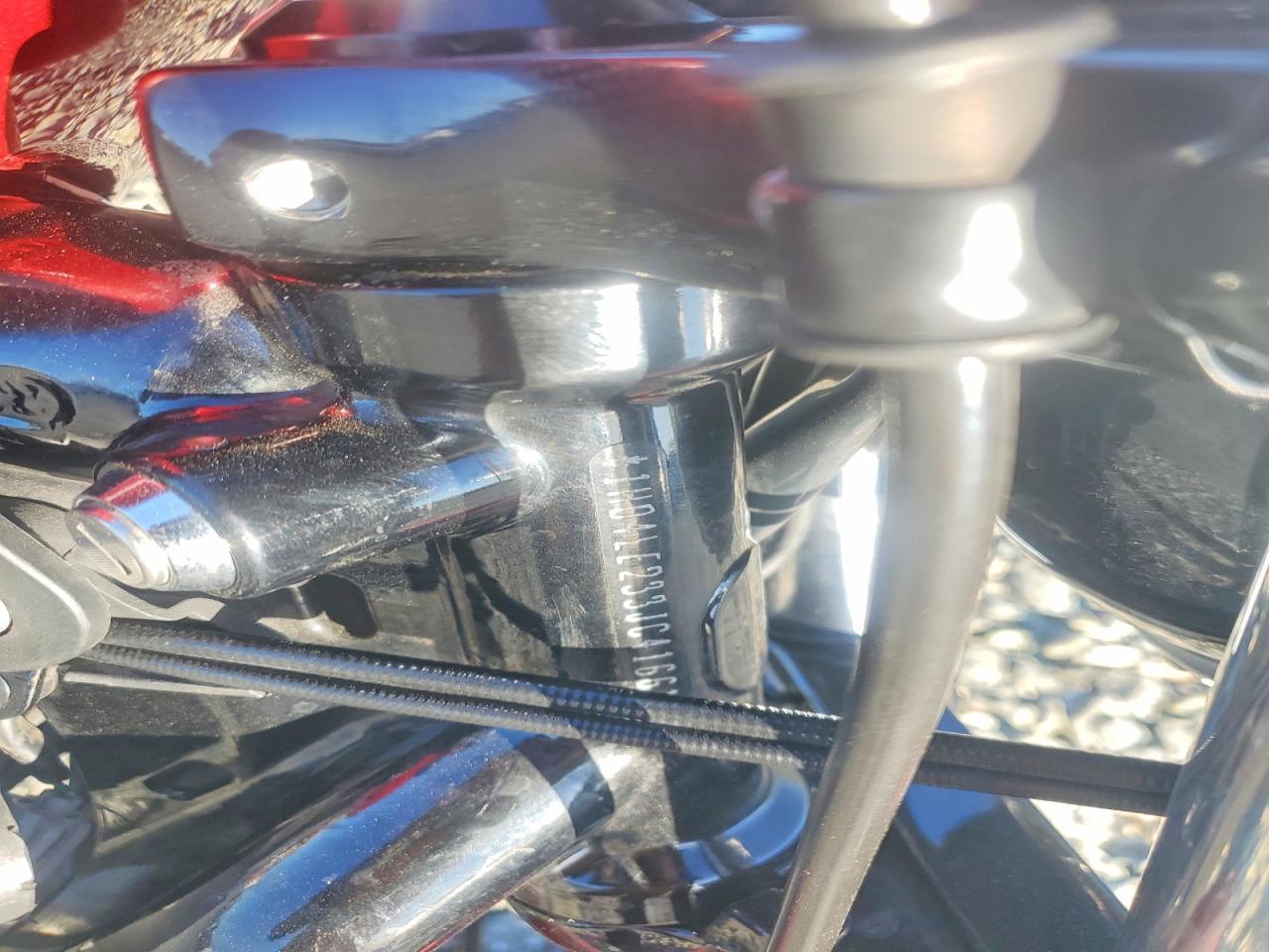 2018 Harley-Davidson XL883 Iron 883