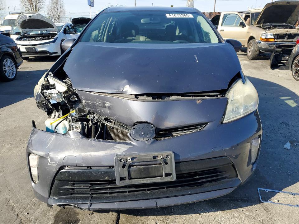 2014 Toyota Prius two