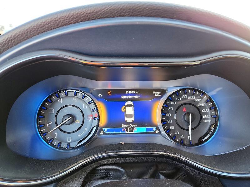2015 Chrysler 200 s