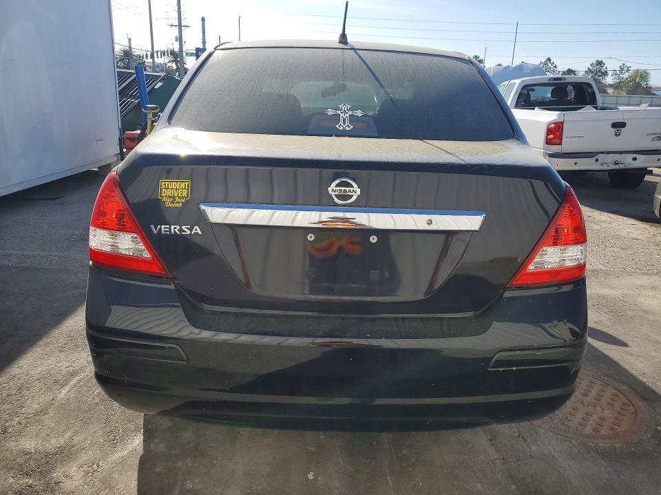 2009 Nissan Versa 1.8 s