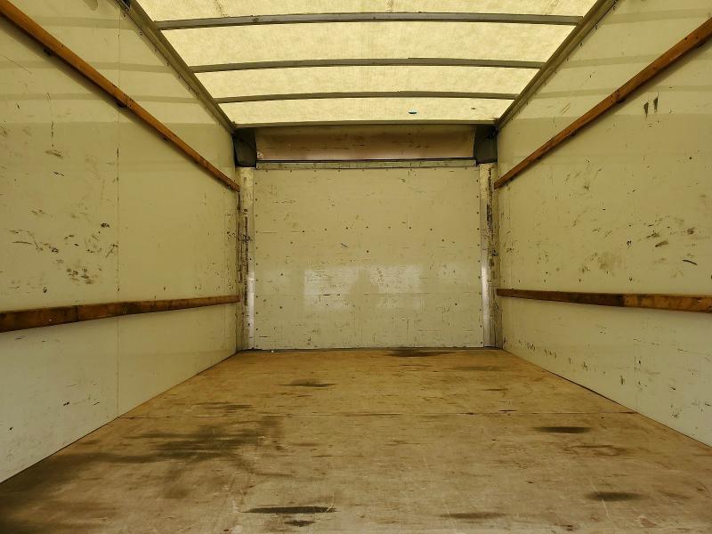 2022 GMC Savana BOX Truck