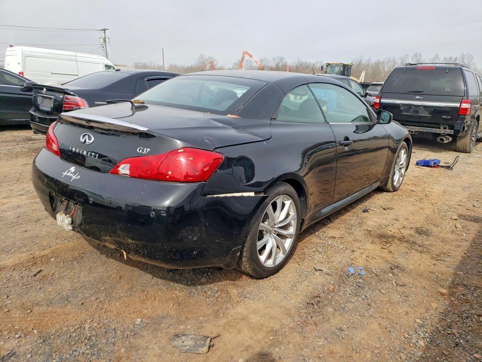 2013 Infiniti G37 Convertible Base