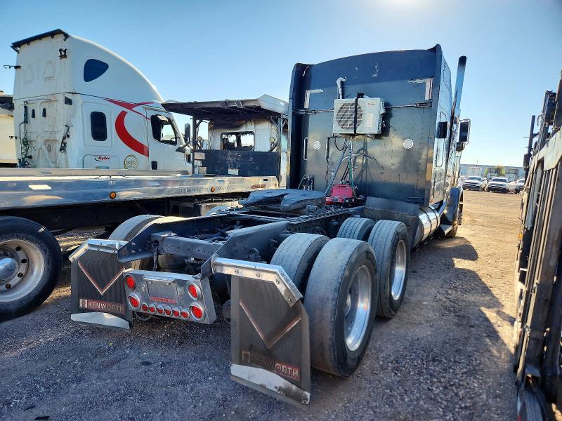 2001 Kenworth W900 Semi Truck
