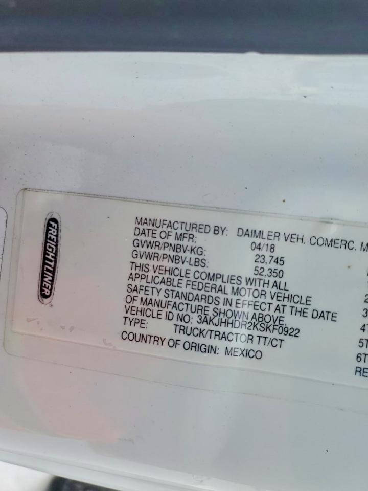 2019 Freightliner Cascadia 126