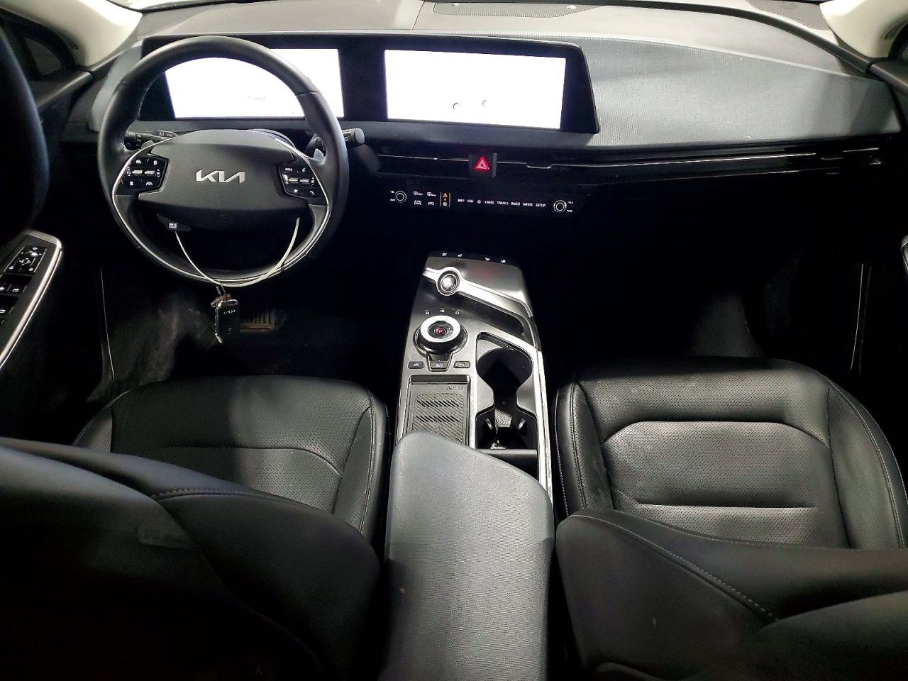 2023 KIA EV6 Wind